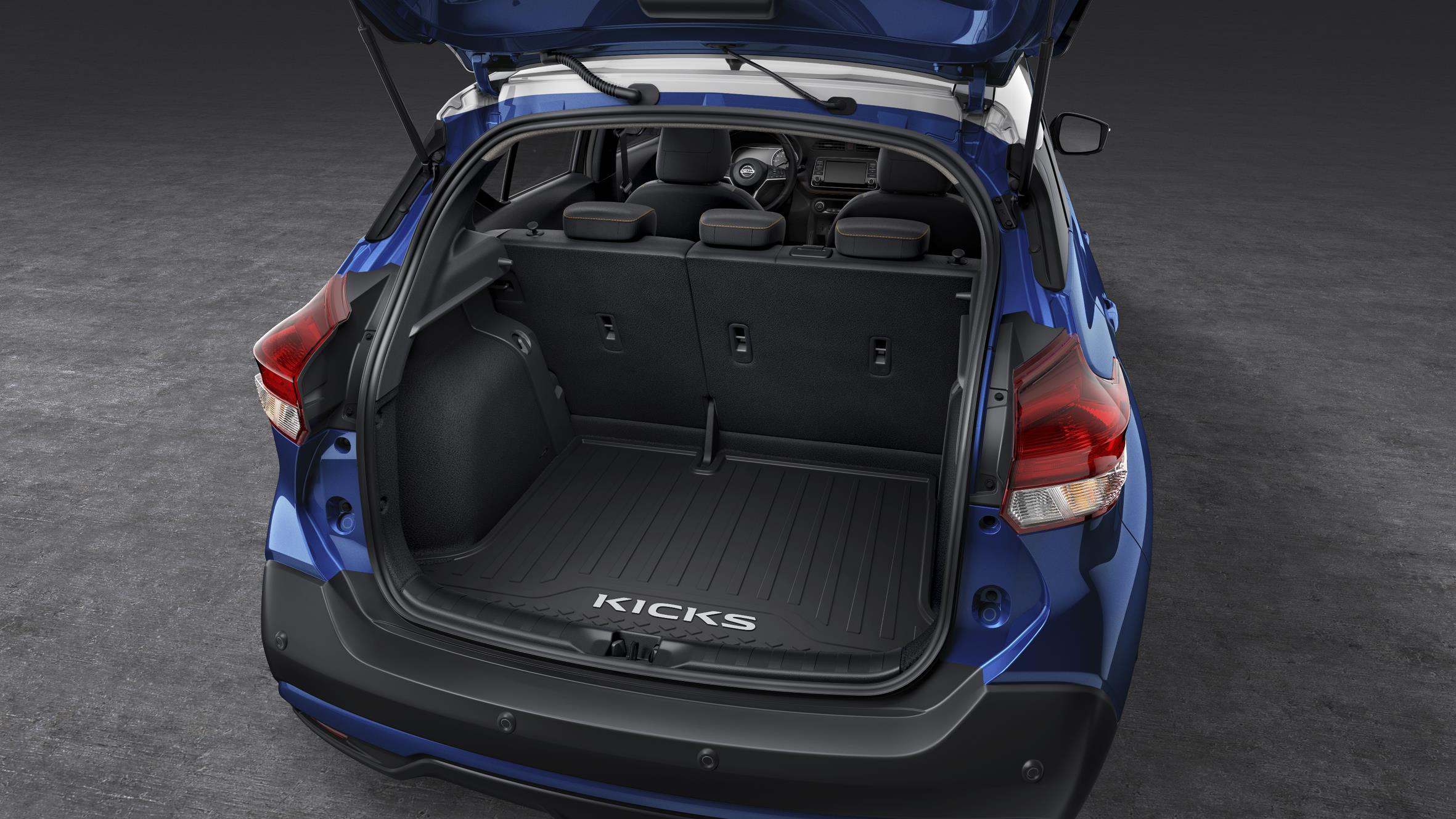 What's Nissan Kicks Trunk Space? Cargo Solutions